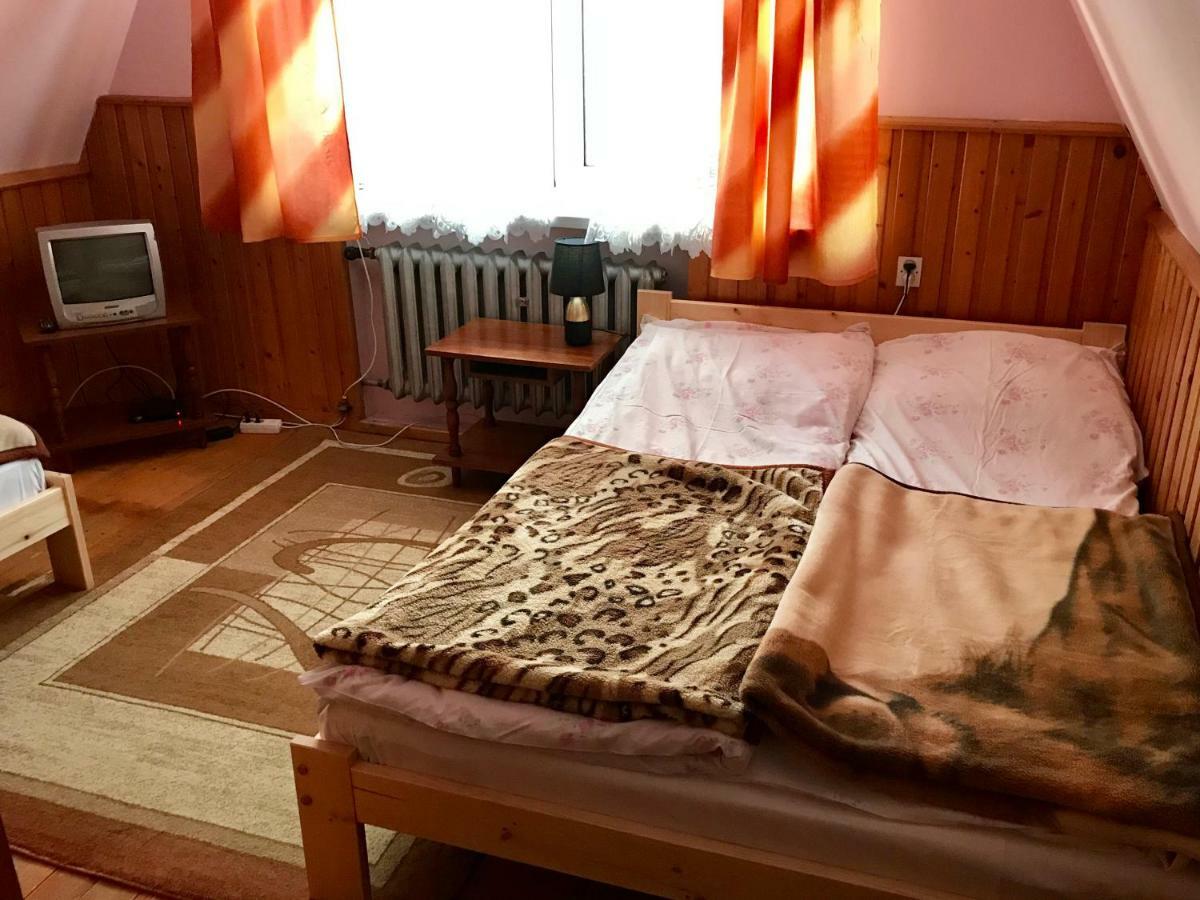 Pokoje Goscinne Bukowina Tatrzanska Luaran gambar